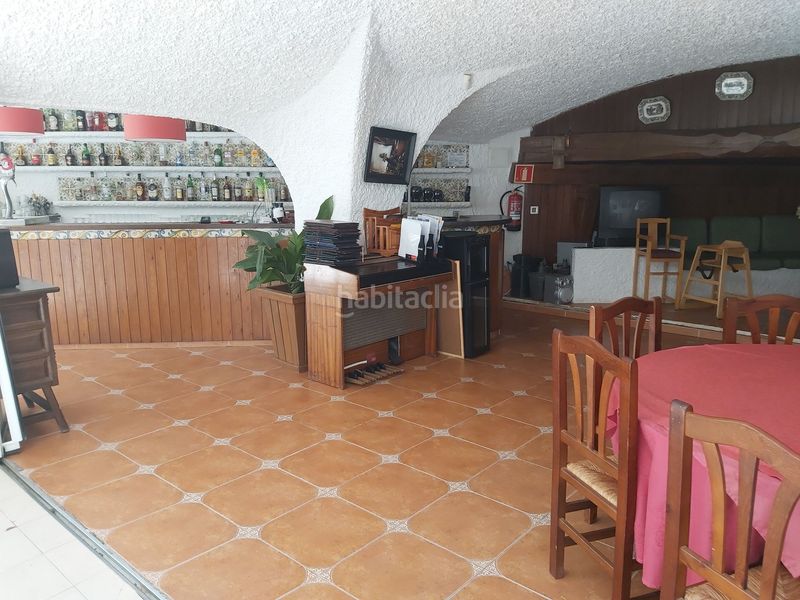 Foto 96d99c33-1e8e-406f-81b8-4278ae6a188a. Local comercial a l´Estartit poble Estartit