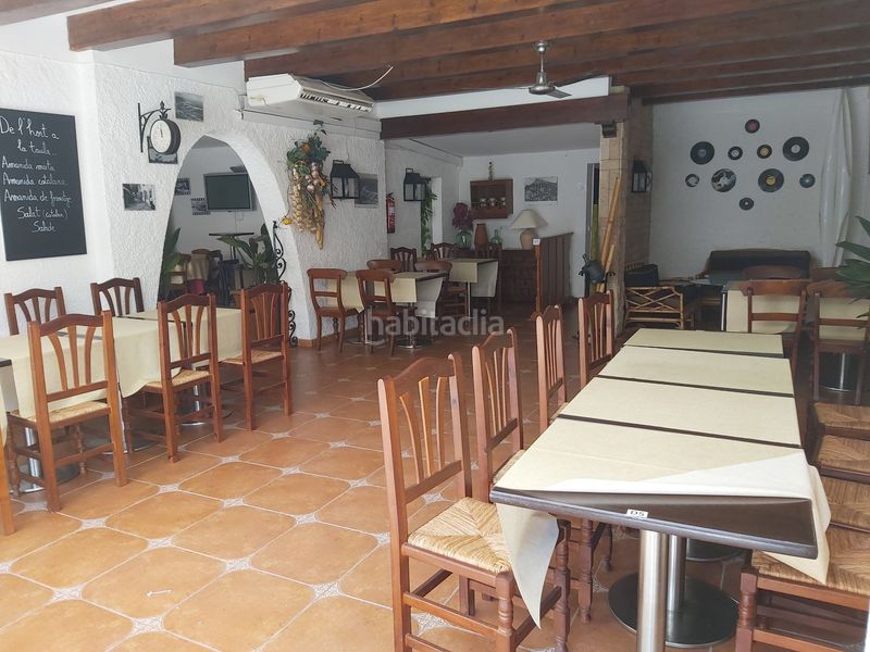Foto 97aac47e-b6db-49c4-bc9b-a790a2374720. Local comercial a l´Estartit poble Estartit
