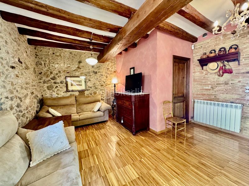 Foto 7626ca6a-7838-4322-b9a4-1857ba30ee8e. Casa amb calefacció a Torroella de Montgrí