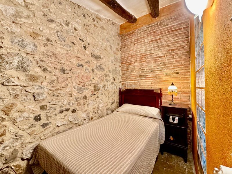 Foto f673db11-ff75-4261-8026-71b998cd15f7. Casa amb calefacció a Torroella de Montgrí