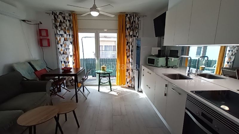 Foto 858d020c-2ecf-428f-a054-08daa1f8d3be. Apartament amb calefacció a l´Estartit poble Estartit