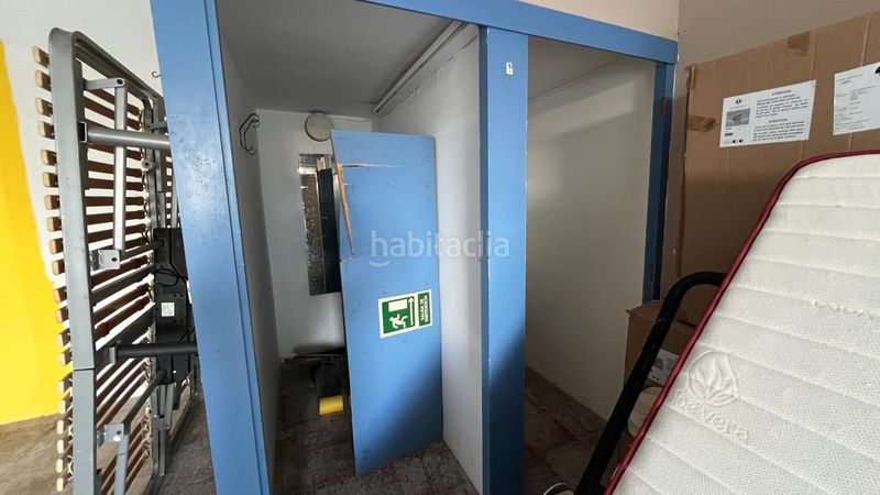 Foto 5bec48e7-5e93-4d67-93e7-f8ac590bb106. Local comercial a l´Estartit poble Estartit