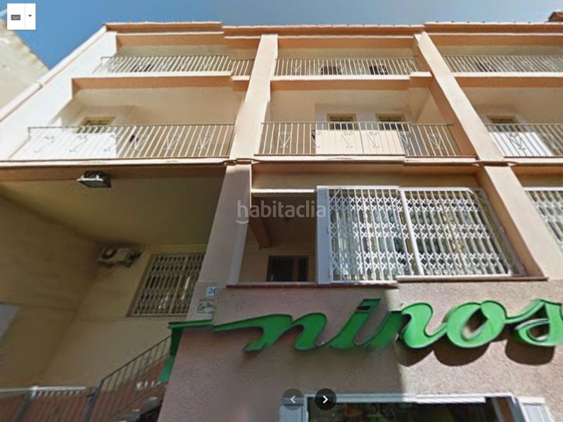 Foto 42c5f0ac-40e5-4587-920d-574ae2723b1b. Edifici a l´Estartit poble Estartit