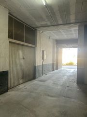 Posto auto in Torroella de Montgrí. Garaje grande