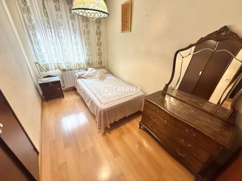 Foto 8c982a33-1e19-49db-9a37-81eac7dd5edf. Piso 4 dormitorios, 2 baños, para entrar en Fontarrón Madrid