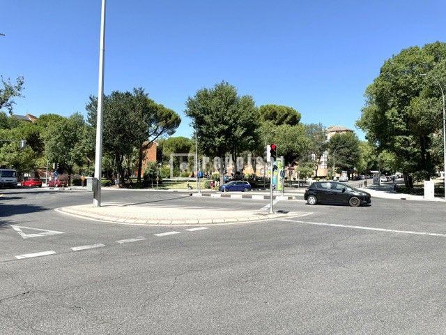 Foto 1faf8191-64e5-481e-b5c4-9a8f4a5dbd17. Piso totalmente reformado en Pavones Madrid