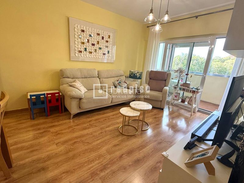 Foto 66a37a3d-7259-482b-a5a3-6f8029e8b74a. Piso totalmente reformado en Pavones Madrid