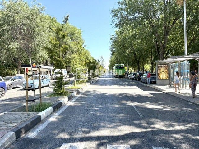 Foto 8c23b1b1-b3da-4b81-a6f3-c81b89f4a979. Piso totalmente reformado en Pavones Madrid