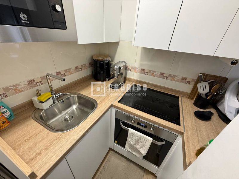 Foto 7c37bdd7-a8dd-4ca4-830c-c87e1927921c. Piso reformado total en Pavones Madrid