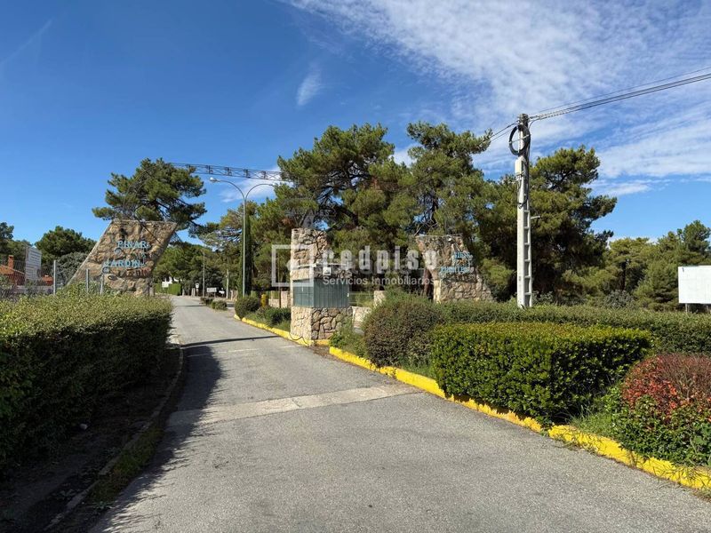 Foto 6f5dffd9-cccc-46a1-8309-18e0513f64df. Chalet con riscaldamento parcheggio piscina in Marugán