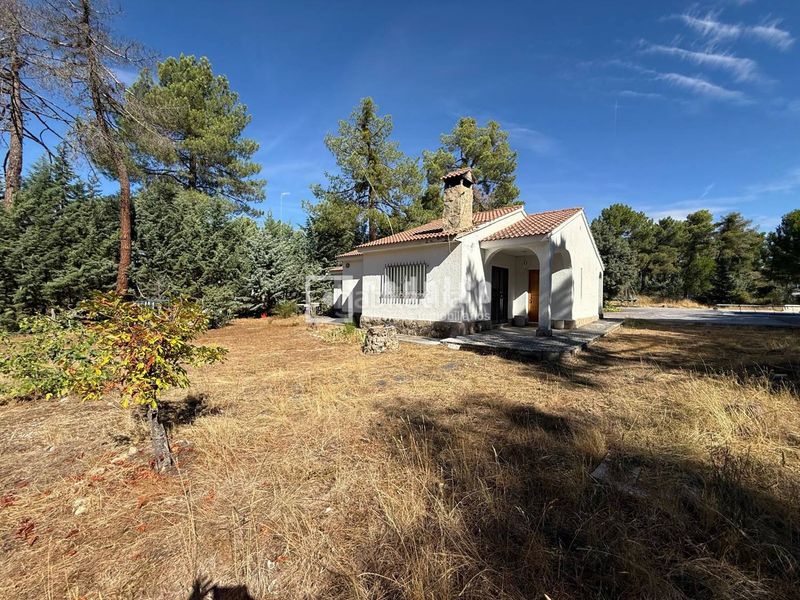 Foto b5019f06-9c11-4e49-8253-304d8ce1417a. Chalet con riscaldamento parcheggio piscina in Marugán