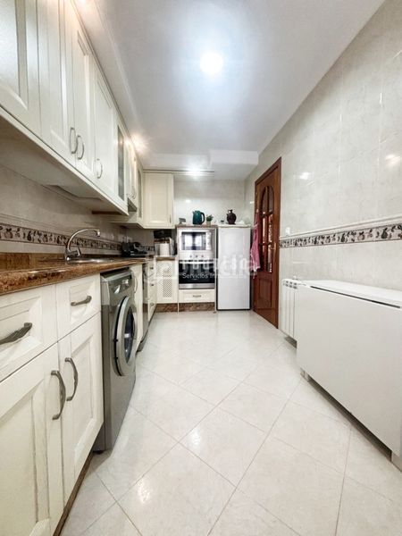 Foto c5e430b8-d5fc-43f1-b85d-89057bb21624. Xalet a Villarrubio