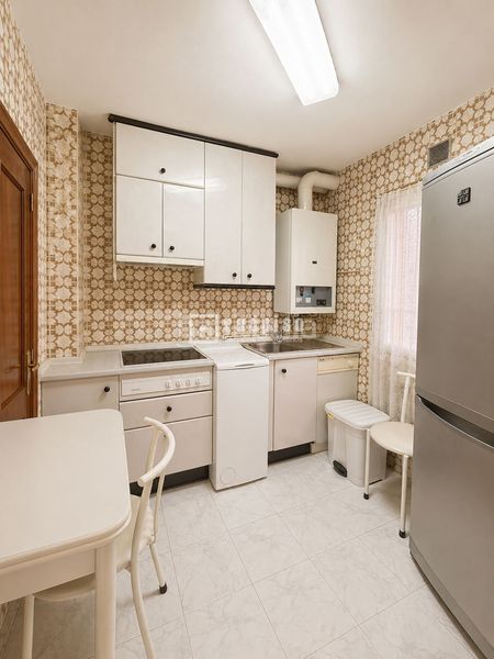 Foto cf1d4872-35b0-457c-818a-dd1fd3d78086. Pis a Vinateros Madrid