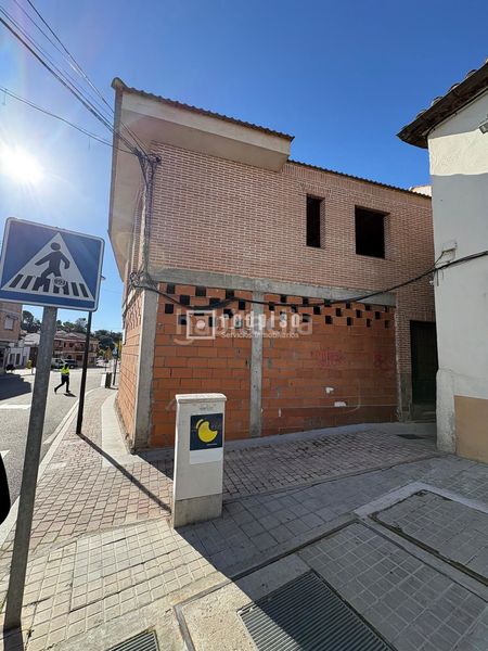 Foto 8a10b56c-5ac3-41f5-a17b-ea53574677d6. Local comercial a Méntrida