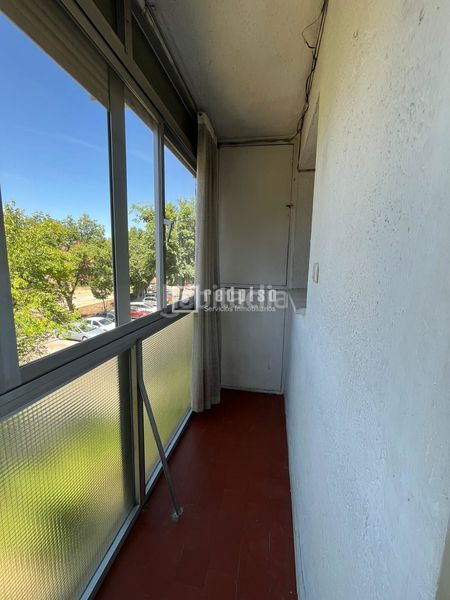 Foto b8a28bf3-17b9-4605-b85a-55b7fbaff998. Flat in Fontarrón Madrid