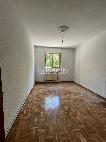 Foto cbed65b3-9a8b-4d4d-bf0d-a97671160acd. Flat in Fontarrón Madrid