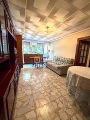 Appartement  De moratalaz. Bajo exterior, excelente ubicación en perfecto estado