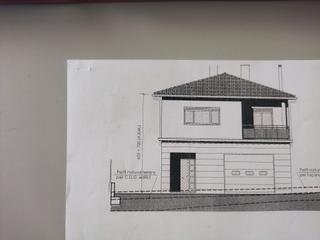 Terreny residencial a Carrer dels escuts 23. Te005. terreny amb planell per fer la casa dels teus somnis