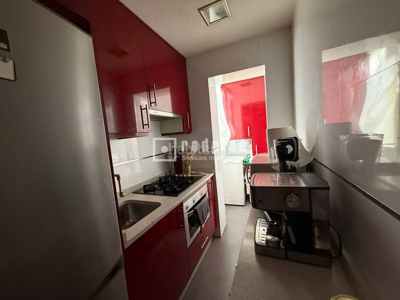 Foto 8a6ca31c-8151-4cfc-a30c-d707413f579c. Flat with heating in Tres Olivos-Valverde Madrid