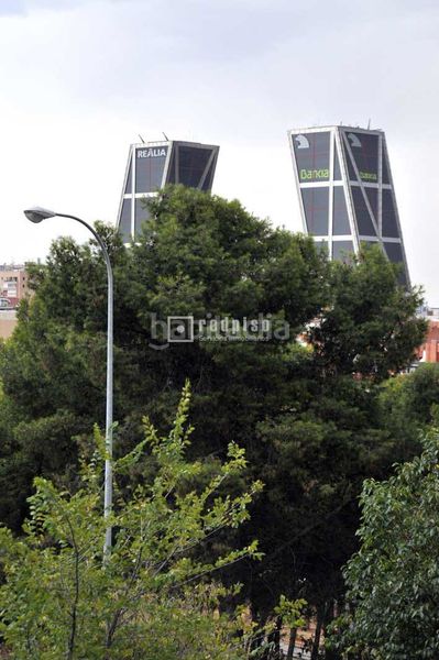 Foto e3938b30-6a0b-4450-8810-216e3e733783. Pis amb calefacció a Tres Olivos-Valverde Madrid