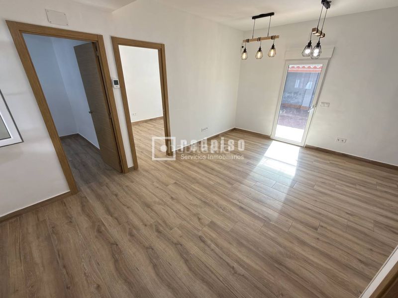 Foto cd5f5e5c-2d67-4a39-9723-8d8c104ffeaf. Alquiler chalet en Buena Vista Madrid
