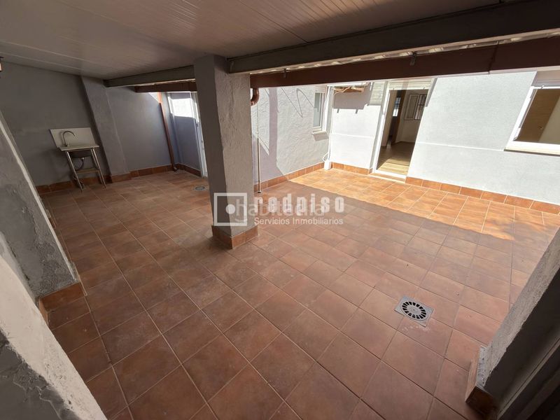 Foto fd040b5e-9112-455a-b90c-195a8c9f4249. Alquiler chalet en Buena Vista Madrid