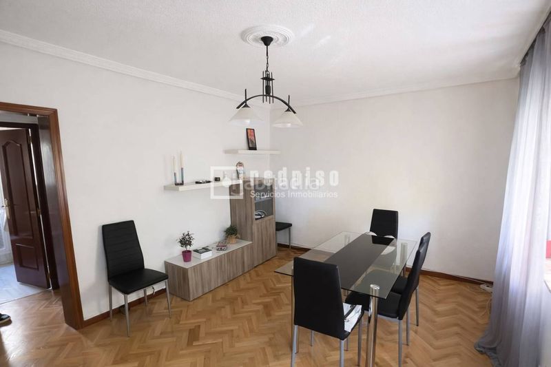 Foto bc4d515b-9664-40c0-b40a-261e951d2481. Pis a Los Ángeles Madrid