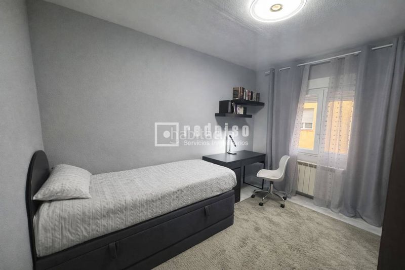 Foto 1b6f2195-ab6c-43d2-9fd9-66d98adc3b09. Pis amb calefacció a Los Ángeles Madrid