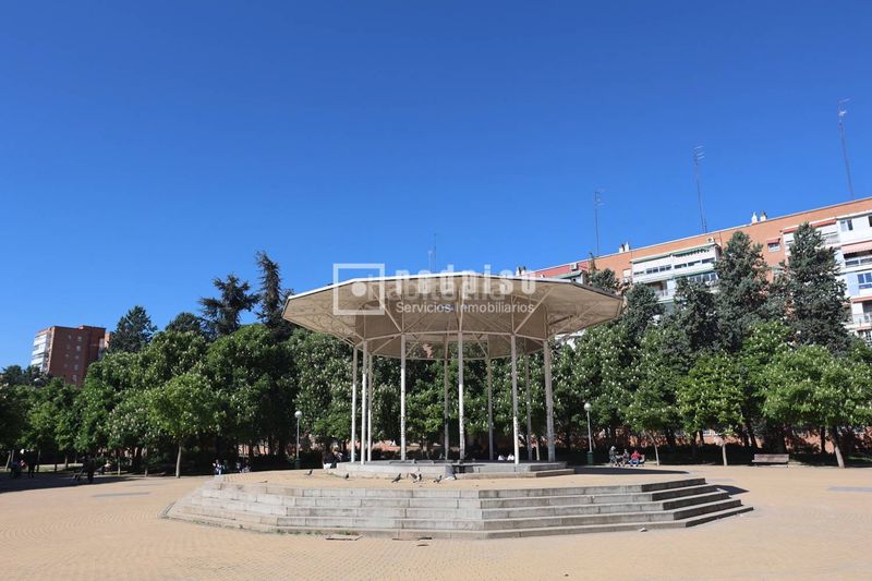 Foto 35853617-6a3b-4766-885c-e4bec3572d4f. Pis amb calefacció a Los Ángeles Madrid