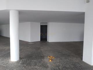 Aparcament cotxe  Calle la fragata. Garaje en venta en puerto marina.