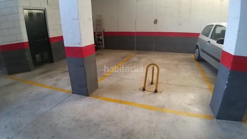 Foto 56ddb555-da8d-4d66-b537-a0b53bdc5005. Autoparkplatz in Playamar - Benyamina Torremolinos