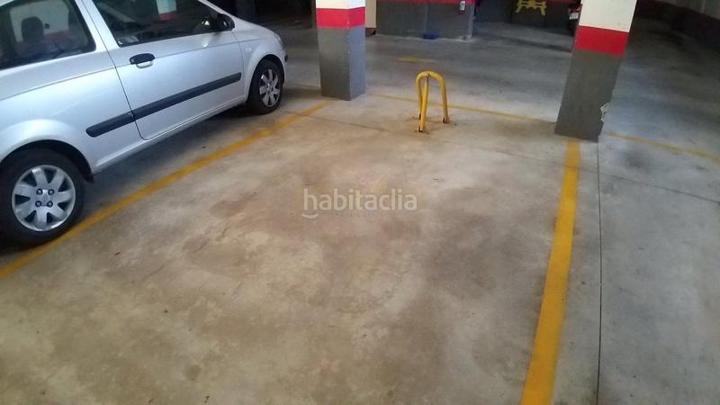 Foto 5f3789b9-f780-4361-9d8f-9af80a75a16e. Autoparkplatz in Playamar - Benyamina Torremolinos