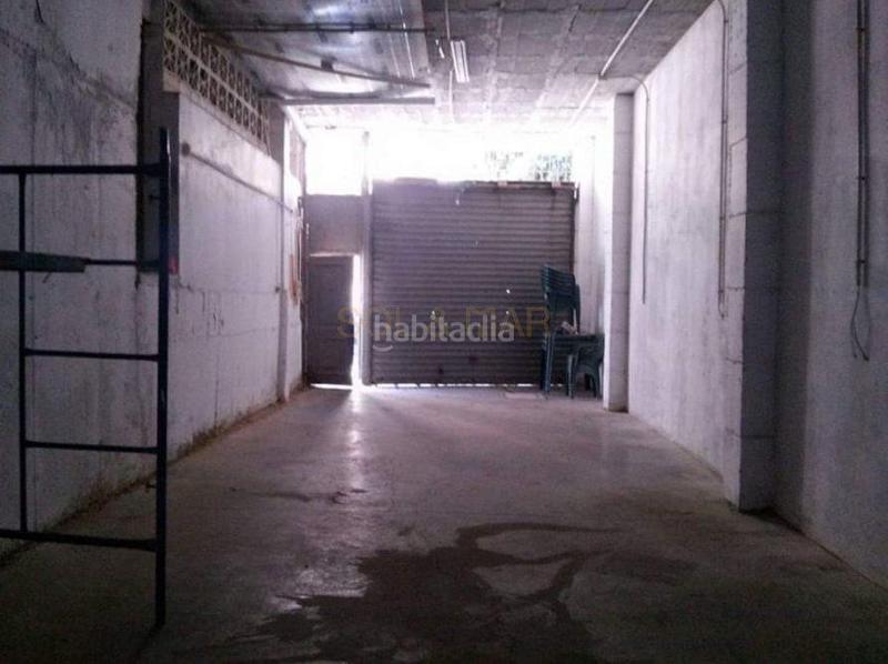 Foto fb098a6f-5411-4bb6-ac5a-4d5e7064df33. Geschäftsraum in Ayuntamiento Torremolinos