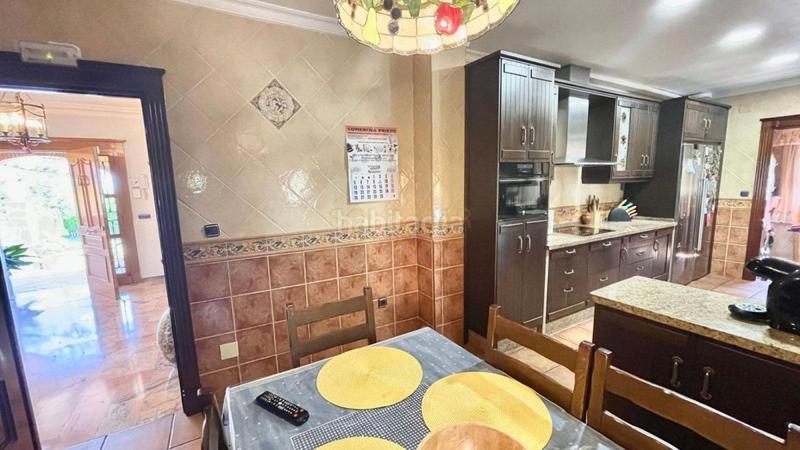 Foto d27bacdb-9265-440b-b26f-8aa7fa818fa7. Chalet mit heizung parking in Manantiales - Lagar - Cortijo Alhaurín de la Torre