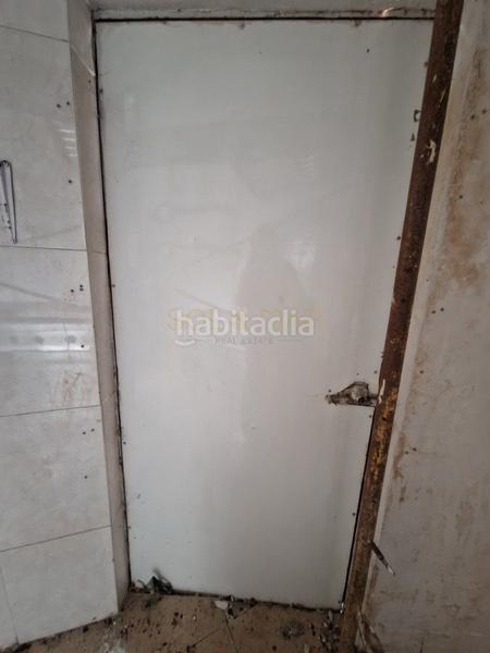 Foto 8fa331ac-11e9-4d62-8ecd-0a92c5e97567. Lloguer local comercial a Calvario Torremolinos