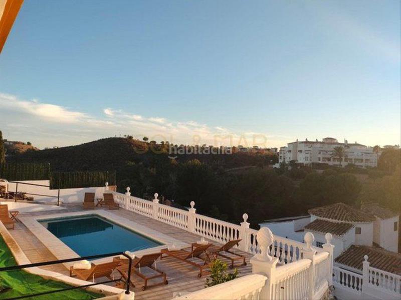 Foto ee4f8b14-948d-4ae6-a329-c3b5154202b8. Chalet  en venta en monte alto, 7 dormitorios. en Benalmádena