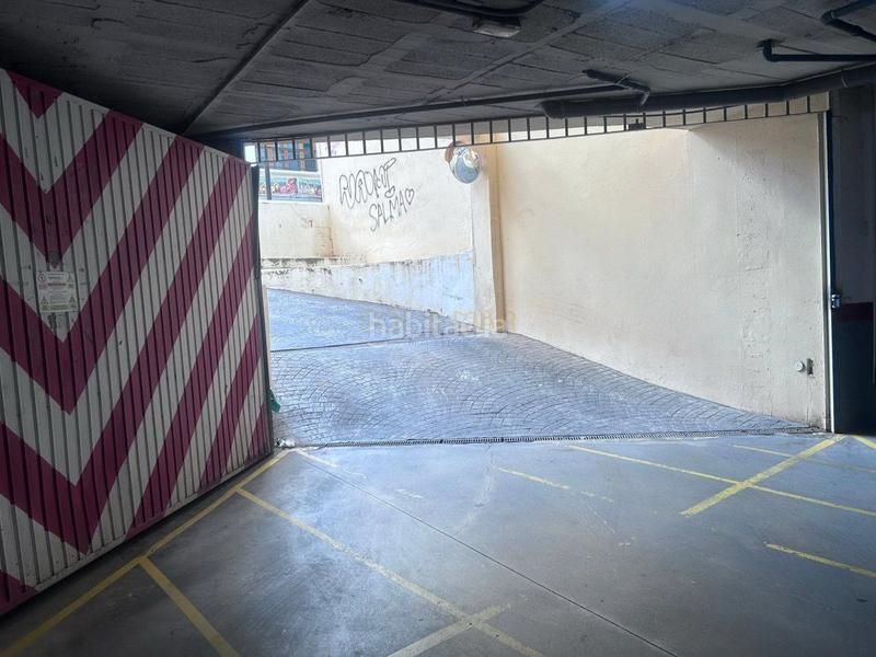 Foto 26a70db1-b31a-4da1-bfd5-a02478a76512. Aparcament cotxe a Manantiales-Estación de Autobuses Torremolinos