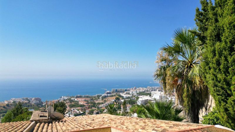 Foto 2300b06f-7579-4197-bfe1-b11f5dac4818. Chalet villa en venta en capellaniahigueron, 4 dormitorios. en Benalmádena