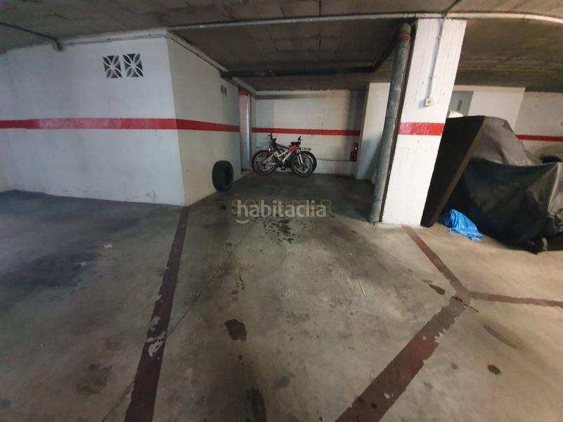 Foto 3222413c-b9fd-4fde-a695-75d42ab10cdb. Parking coche garaje en venta en centro. en Ayuntamiento Torremolinos