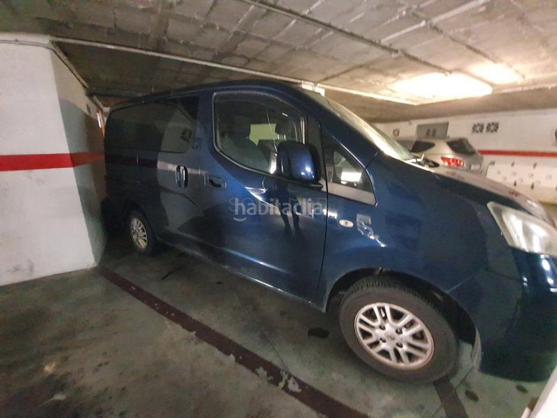 Foto 6339b326-7b7b-4544-beee-2217f8cad30d. Parking coche garaje en venta en centro. en Ayuntamiento Torremolinos