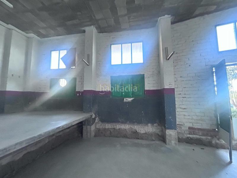 Foto 1e12a00a-226c-4a37-910e-991f023c7b89. Local comercial local com. en venta en centro. en Torremolinos