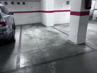 Parking voiture  De los manantiales. Garaje en venta en torremolinos.