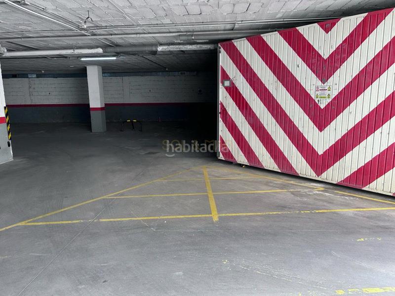 Foto 32cce596-5473-49d7-9fab-bdd9ae3854d9. Parking voiture dans Manantiales-Estación de Autobuses Torremolinos