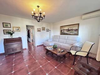 Lloguer Casa adossada a Montemar. Adosado en alquiler en montemar, 4 dormitorios.