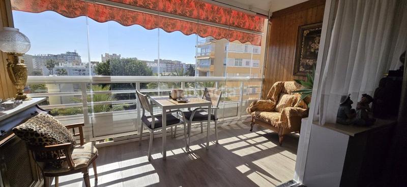 Foto 9f72ebaf-78b9-42de-a65a-51846d83cace. Appartamento con riscaldamento parcheggio in La Carihuela - Los Nidos Torremolinos