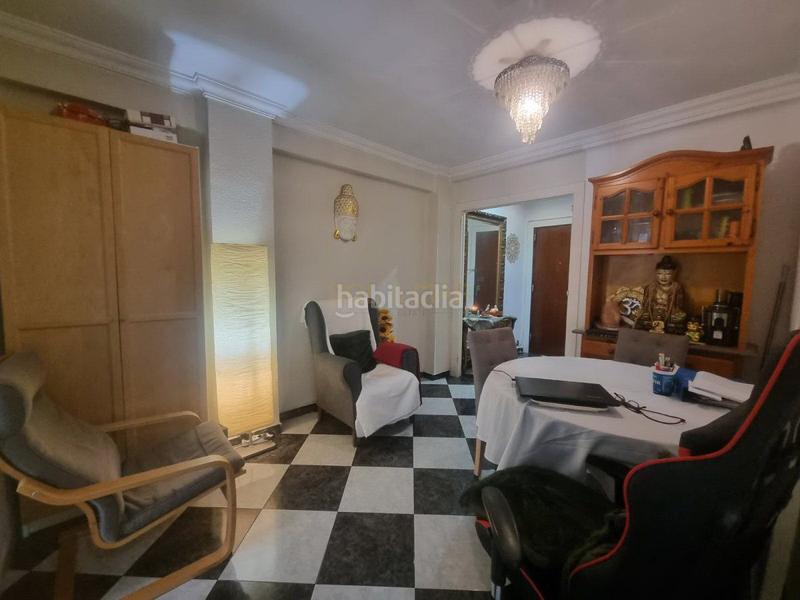 Foto 72e8b6e9-5800-476c-a864-86183c342cc9. Piso  en venta en centro, 4 dormitorios. en Ayuntamiento Torremolinos