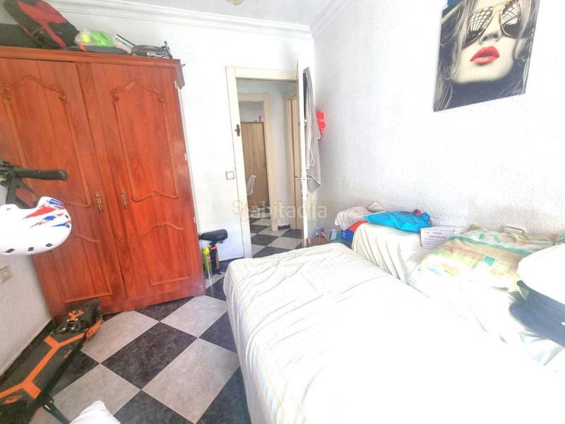Foto e78c27eb-cf10-4d63-bcd4-cf3d1bd4c1bc. Piso  en venta en centro, 4 dormitorios. en Ayuntamiento Torremolinos