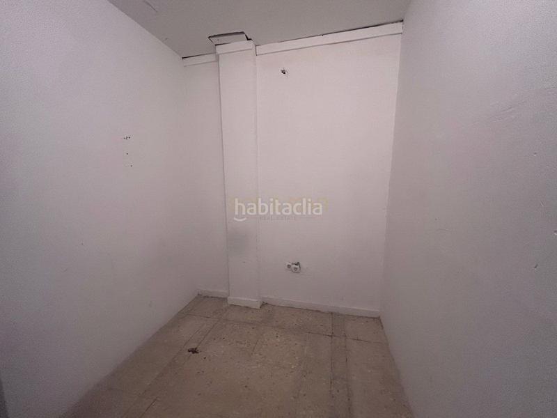 Foto 436448e2-9ce8-4edf-8ced-6e69ec3a981f. Location local commercial dans Manantiales-Estación de Autobuses Torremolinos