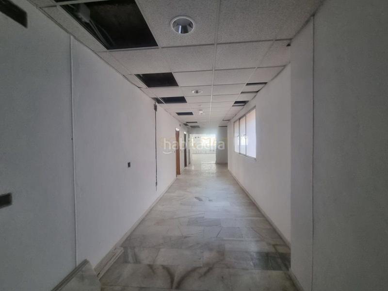 Foto 0048334c-7769-45ca-a3e3-30bee69c9cd1. Alquiler local comercial local com. en alquiler en centro, 15 despachos. en Torremolinos
