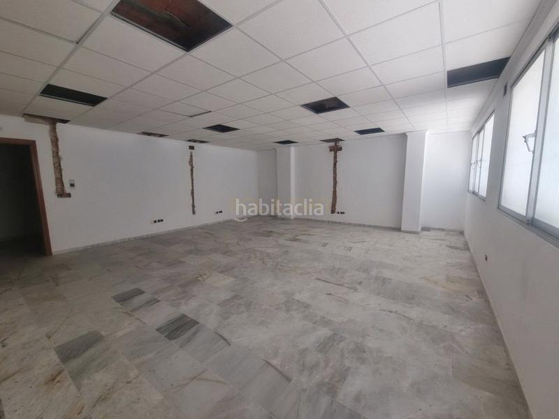 Foto 1759fe0d-5424-4b84-9ab4-b3c9c54905ac. Alquiler local comercial local com. en alquiler en centro, 15 despachos. en Torremolinos